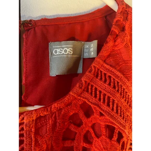 ASOS Design Red Short Sleeve Red Lace Pleated  Paneled Midi Open Back Dress sz 8 - Picture 4 of 7